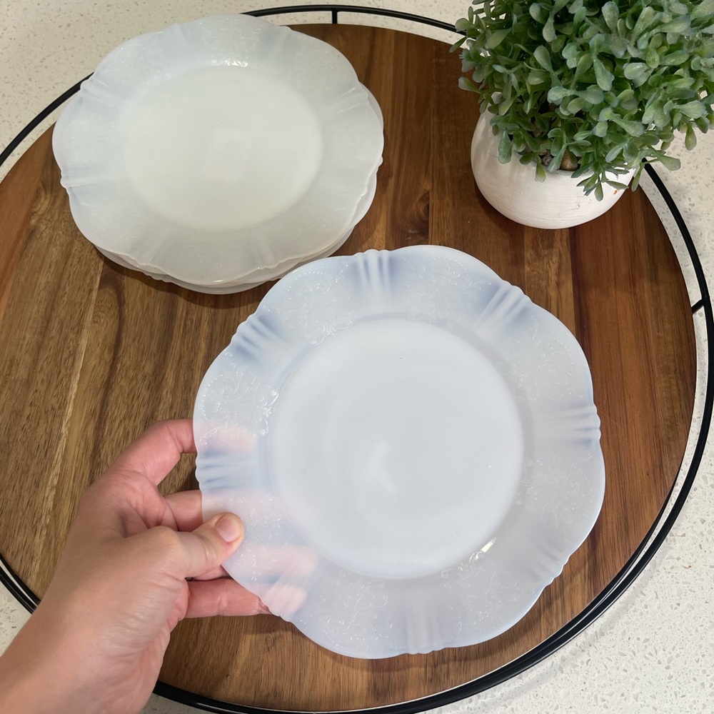 Vintage 1930s opalescent American Sweetheart plates by Macbeth Evan’s